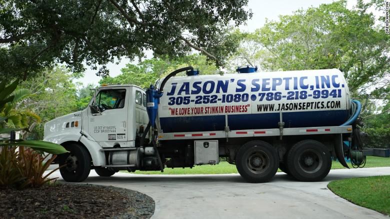 Septic repair tanker truck